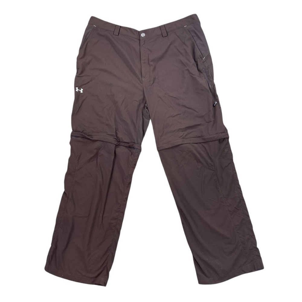 Men’s Under Armour brown Utility convertible pants into shorts size 42/32